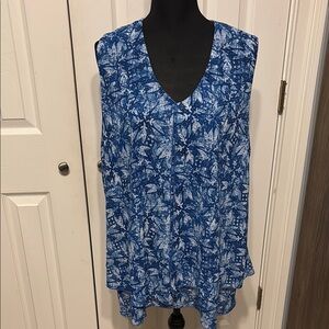 NorthStyle Plus Flyaway Top